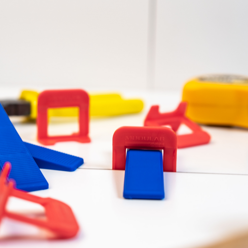 Kit 500 espaçadores 2,0mm e 50 cunhas